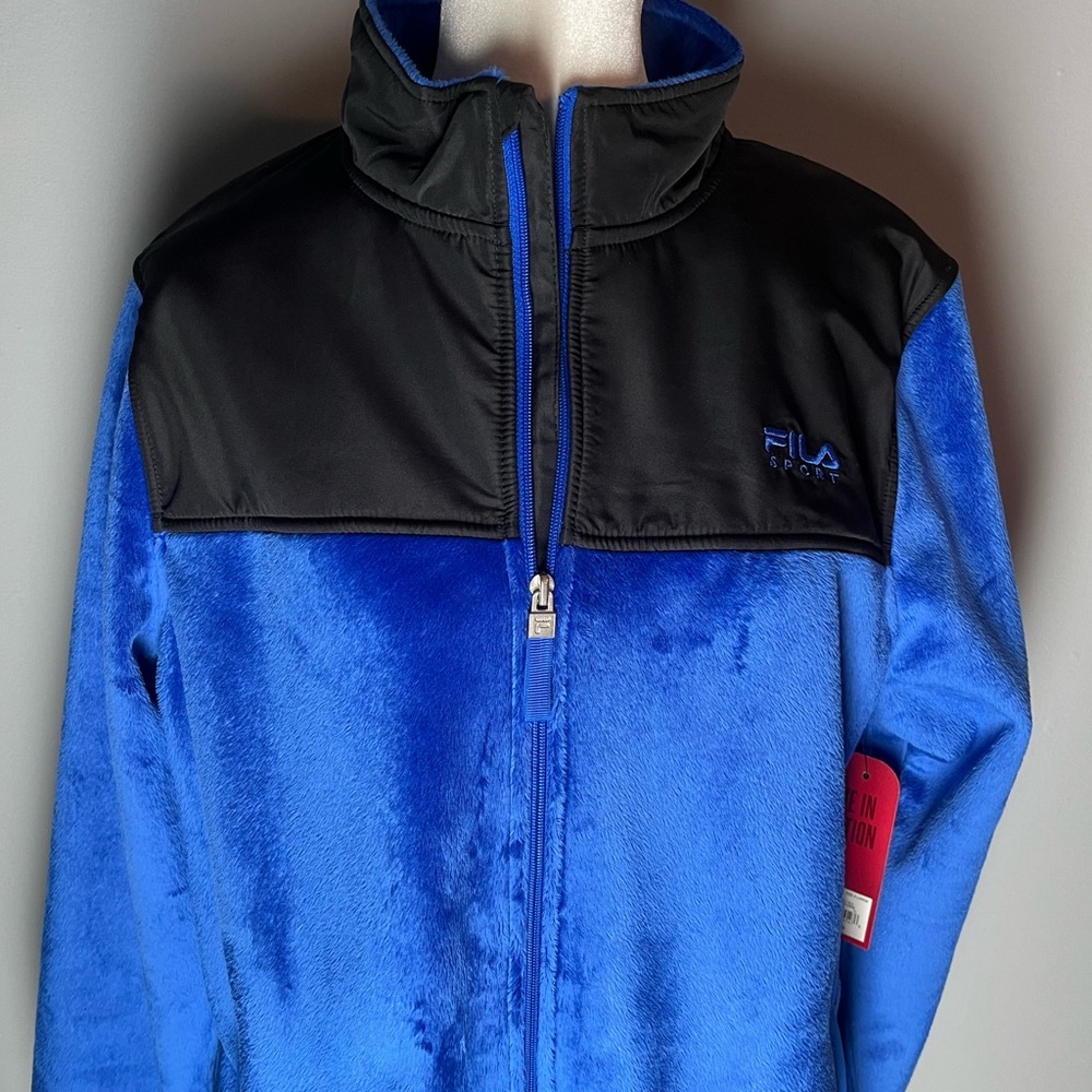 Fila full zip jacket - Size XL - Brand new with tags